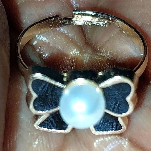 Super cute girls jeweled adjustable ring - Picture 4 of 5